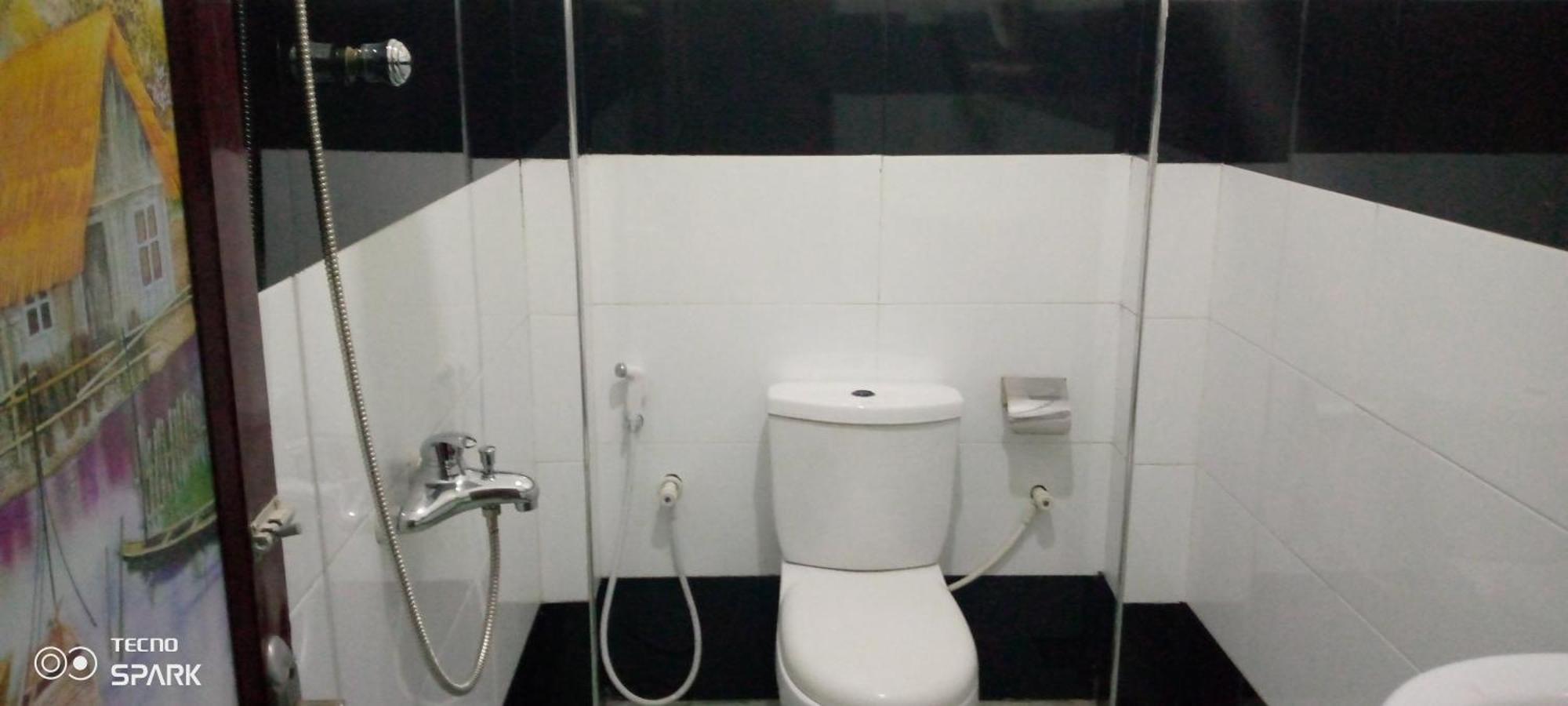 Desitha Family House Hotel มิริสซา ภายนอก รูปภาพ
