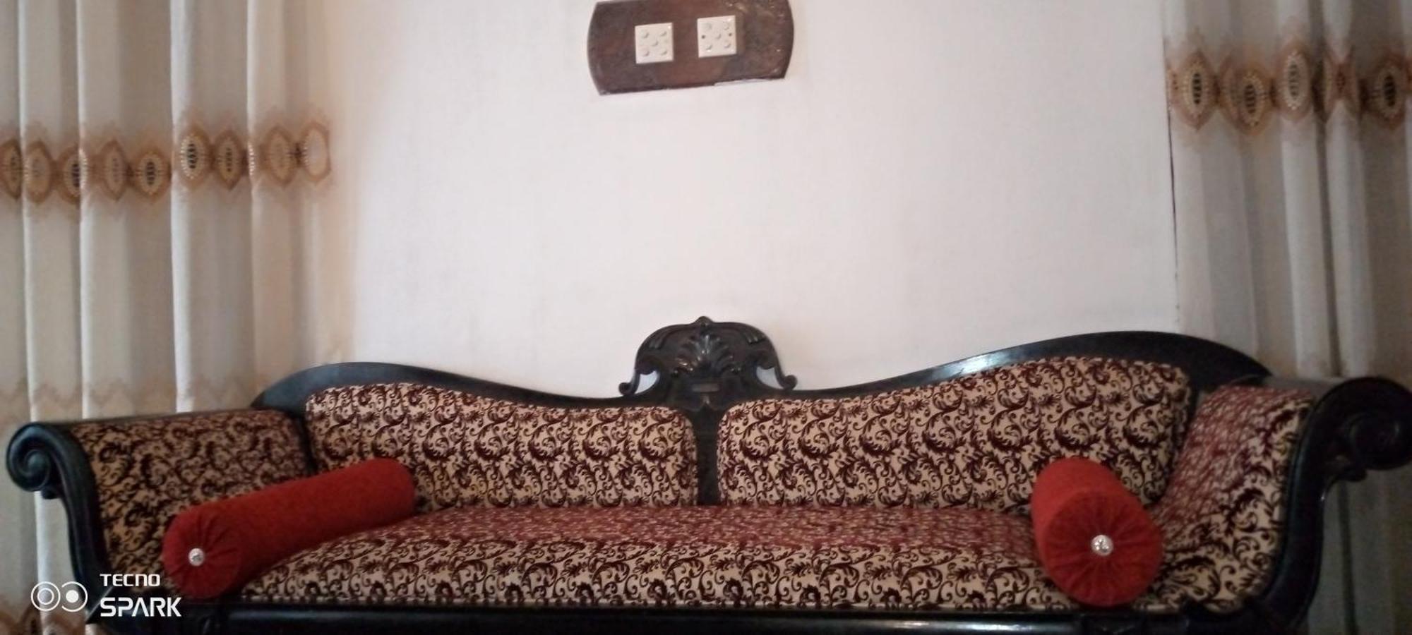 Desitha Family House Hotel มิริสซา ภายนอก รูปภาพ